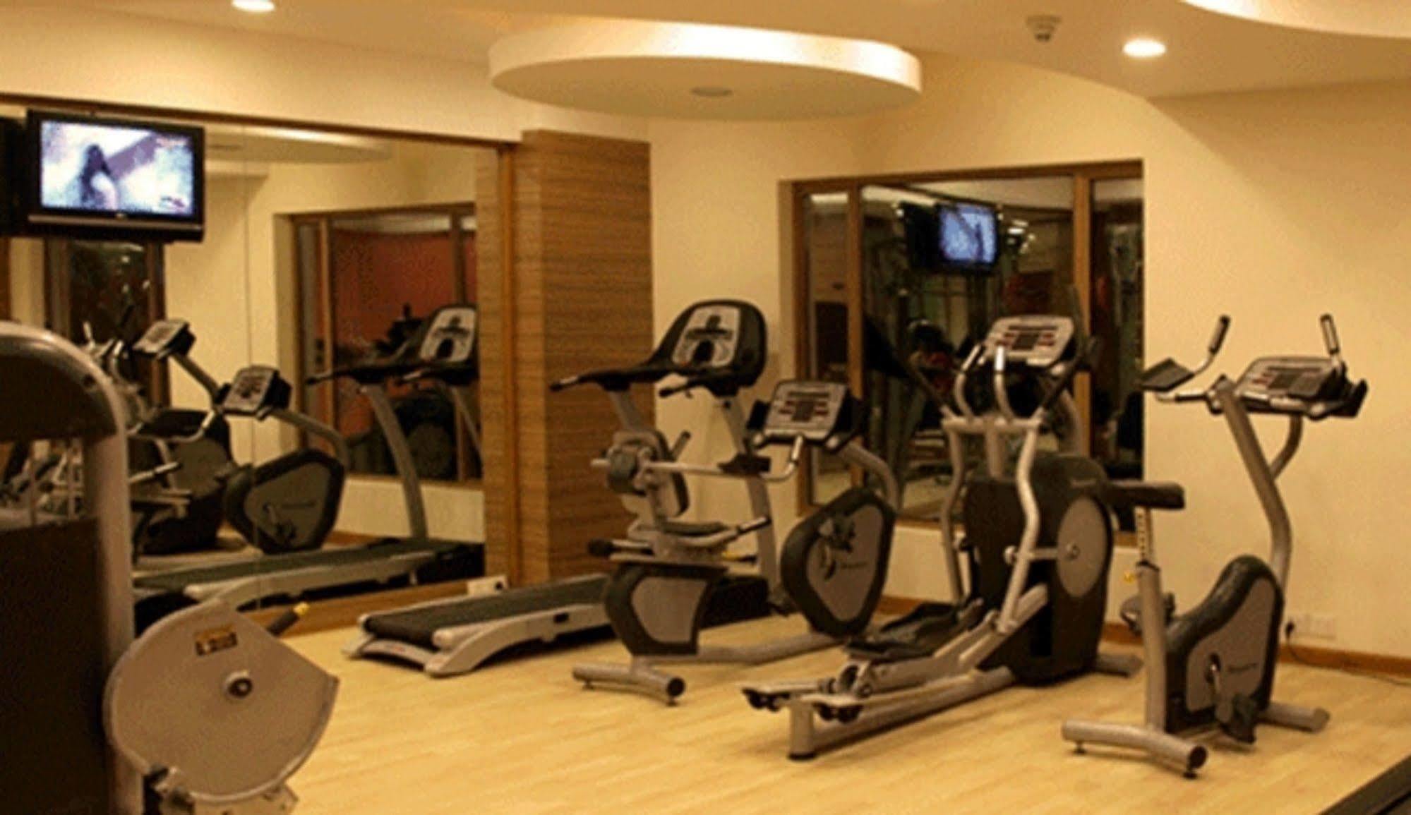 The Cambay Grand Hotel Ahmedabad Facilități foto