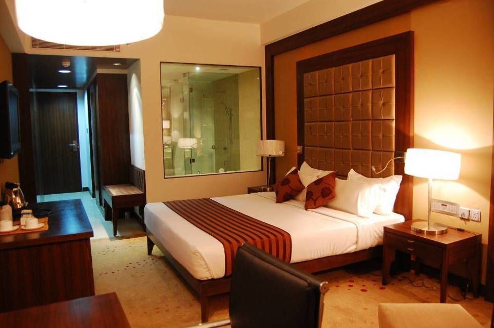 The Cambay Grand Hotel Ahmedabad Exterior foto
